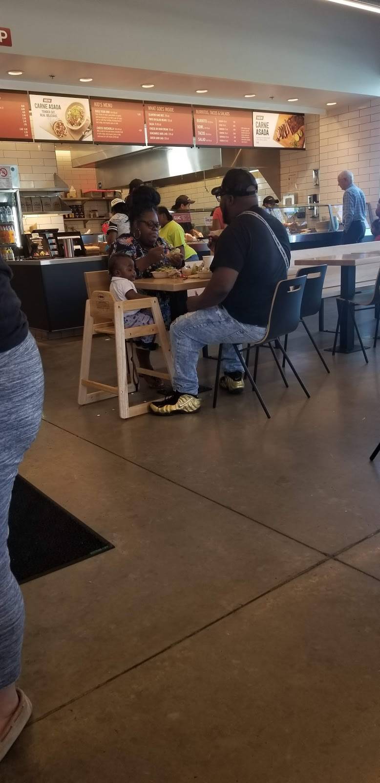 Chipotle Mexican Grill | restaurant | 2430 Market St NE, Washington, DC 20018, USA | 2026363938 OR +1 202-636-3938