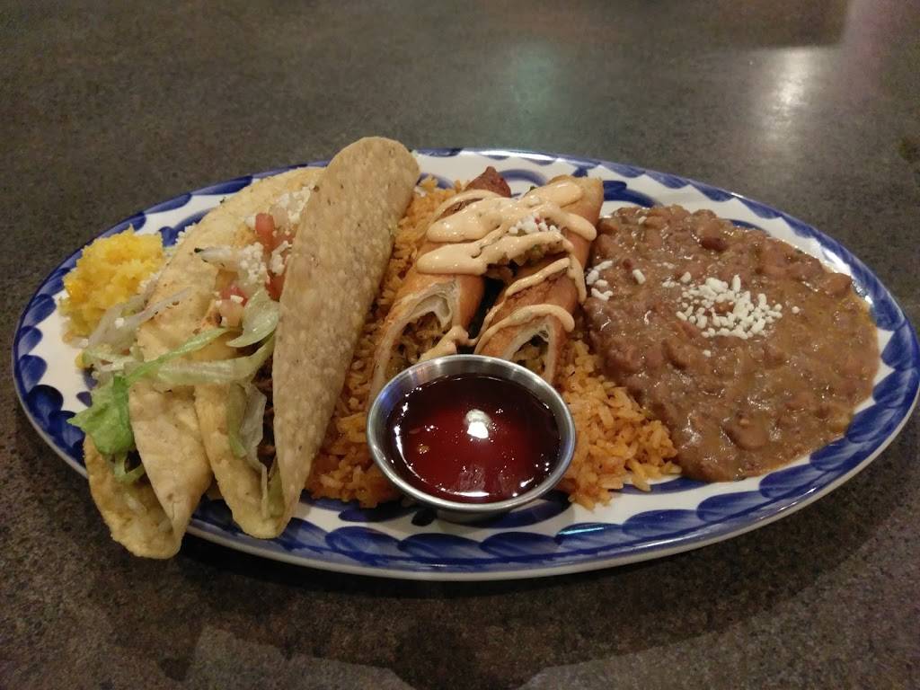 Chevys Fresh Mex | restaurant | 12466 Tesson Ferry Rd, St. Louis, MO 63128, USA | 3144720003 OR +1 314-472-0003