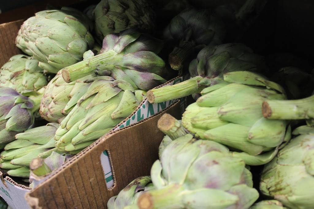 Green Farmers Market | restaurant | 101 Plaza Center, Secaucus, NJ 07094, USA | 2018661200 OR +1 201-866-1200