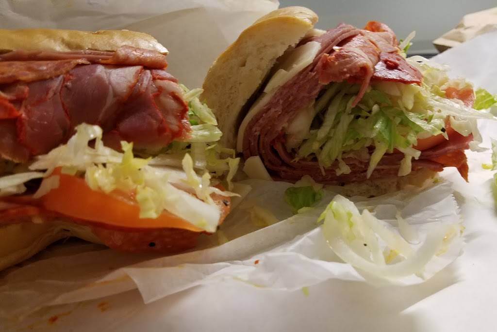 Pasta Fresca & Piadina | restaurant | 2 Lincoln Ave, Mystic, CT 06355, USA | 8605721245 OR +1 860-572-1245