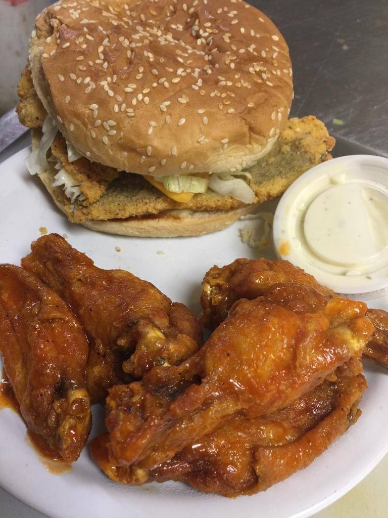 4 Season Wings | restaurant | 1580 Holcomb Bridge Rd, Roswell, GA 30076, USA | 6785345018 OR +1 678-534-5018