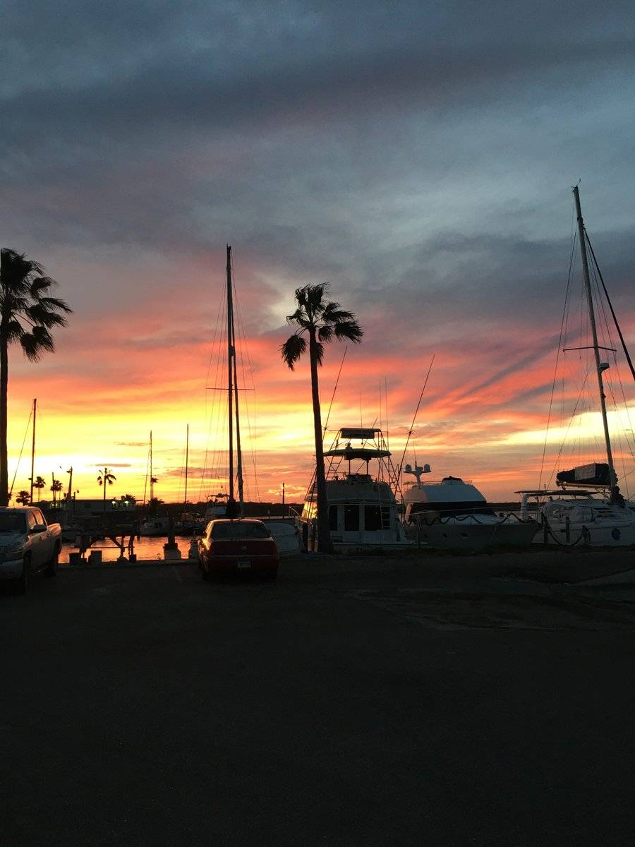 Sunset Hideaway Ingleside on the Bay | restaurant | 84 Bayshore Dr, Ingleside, TX 78362, USA | 3612384071 OR +1 361-238-4071