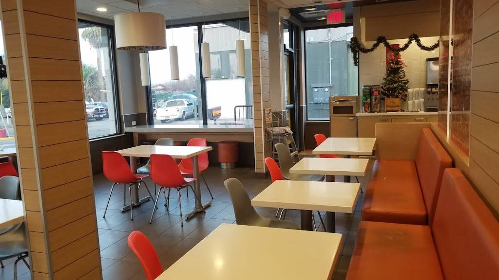 McDonalds | cafe | 41536 Rd 128, Orosi, CA 93647, USA | 5595280754 OR +1 559-528-0754