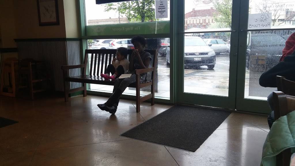 Wingstop | restaurant | 1473 Ellinwood Ave, Des Plaines, IL 60016, USA | 8476999464 OR +1 847-699-9464