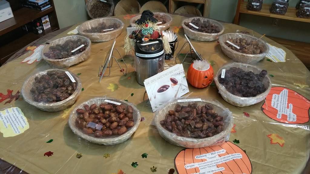 Oasis Date Gardens | restaurant | 59-111 Grapefruit Blvd, Thermal, CA 92274, USA | 8008278017 OR +1 800-827-8017