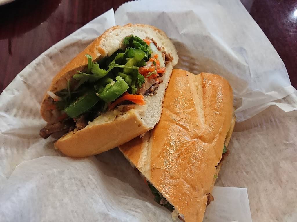 Buckeye Pho | restaurant | 761 Bethel Rd, Columbus, OH 43214, USA | 6144512828 OR +1 614-451-2828