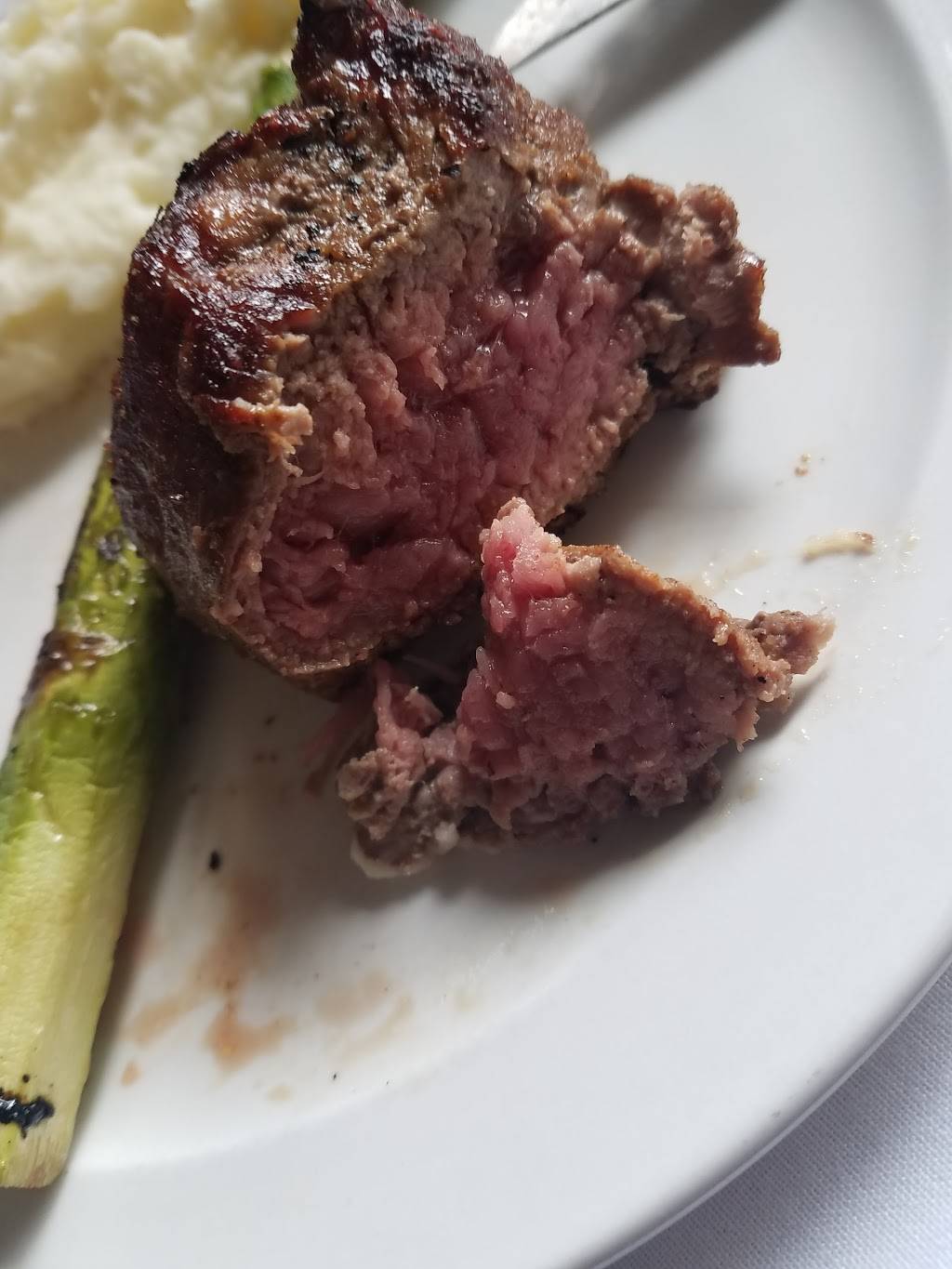 Frankie & Johnnies Steakhouse Rye | restaurant | 77 Purchase St, Rye, NY 10580, USA | 9149253900 OR +1 914-925-3900