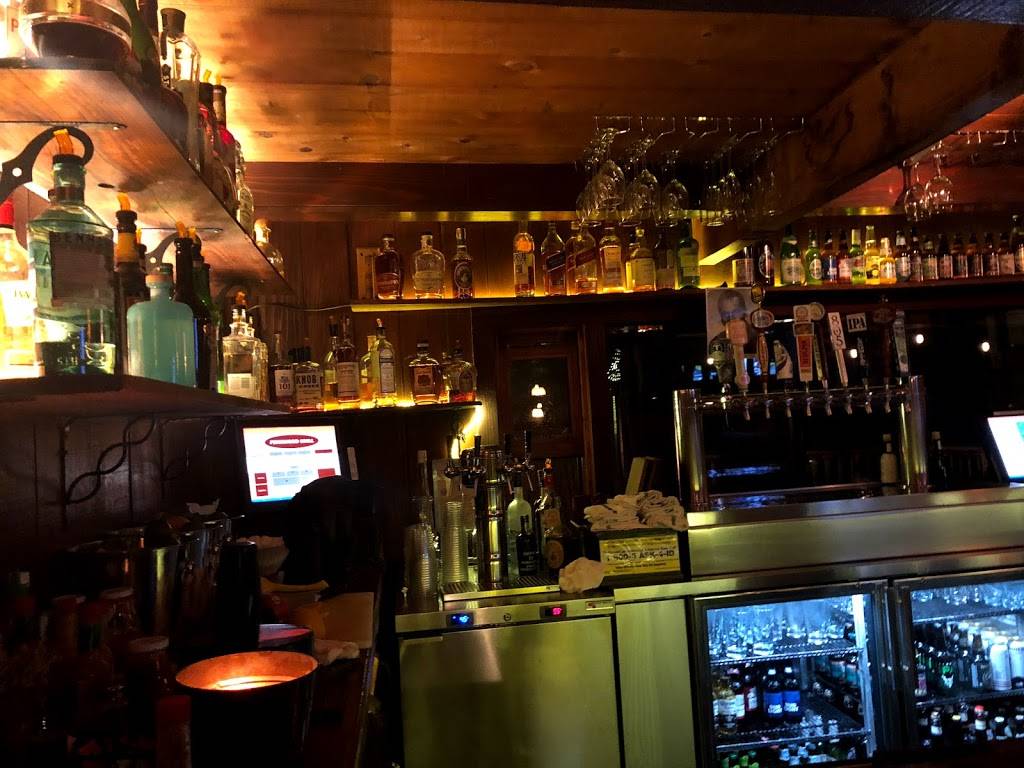 Fernwood Bar & Grill | restaurant | CA-1, Big Sur, CA 93920, USA | 8316672129 OR +1 831-667-2129
