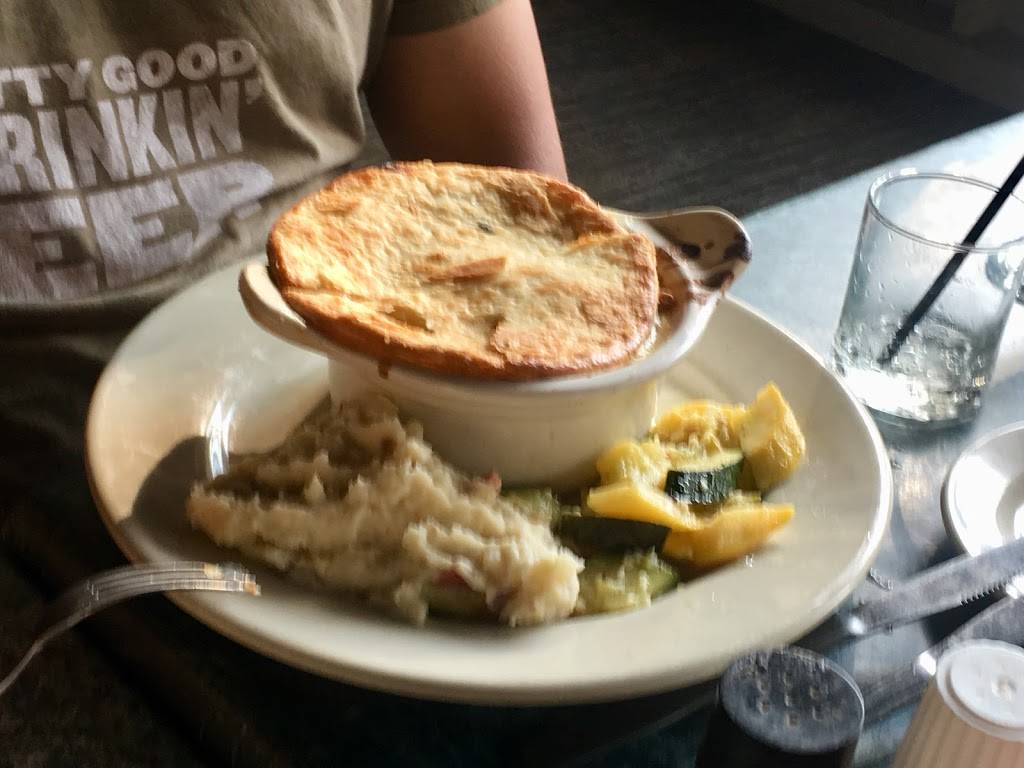 Oxhead Tavern | restaurant | 364 Main St, Sturbridge, MA 01566, USA | 5083477393 OR +1 508-347-7393