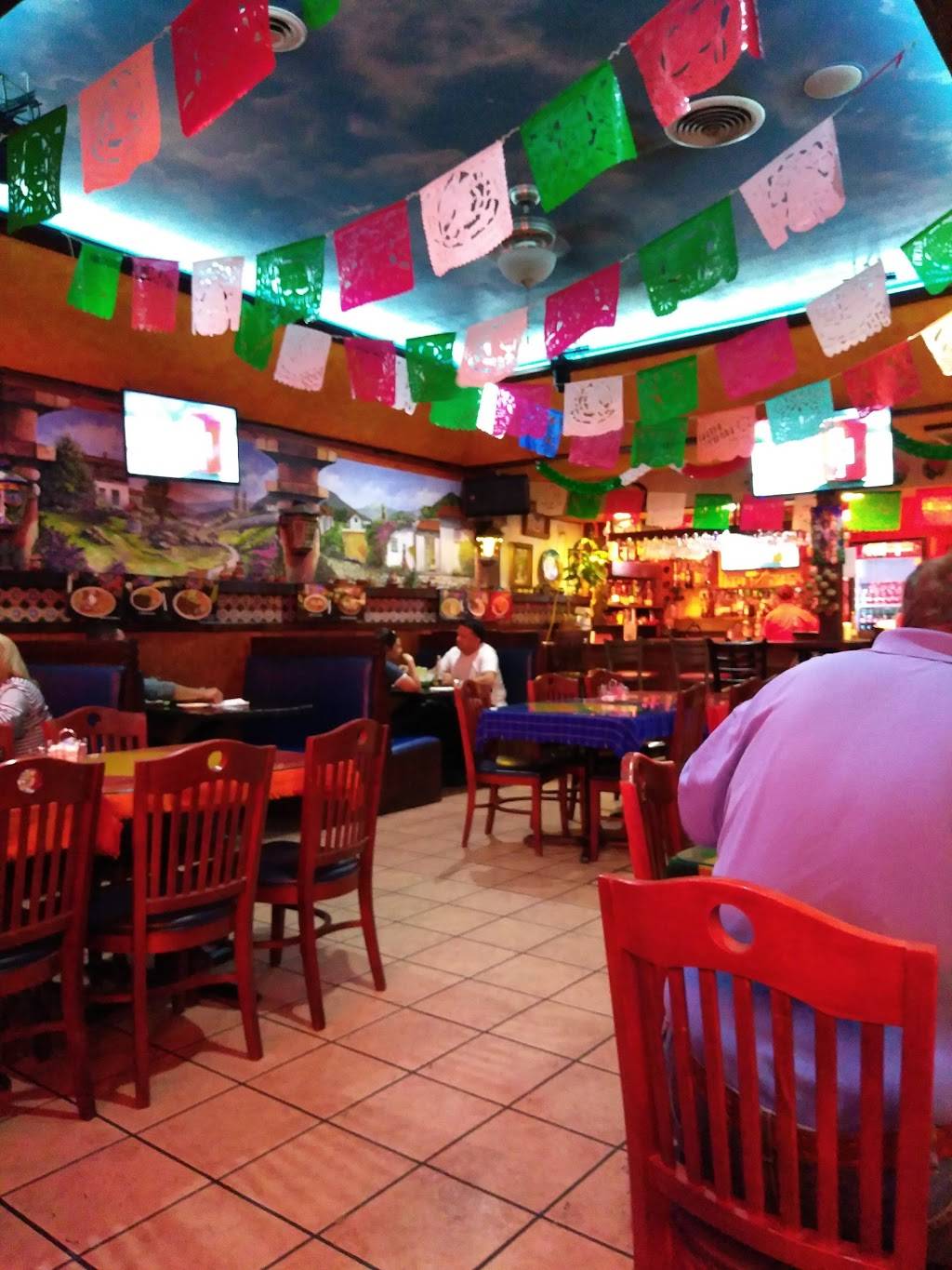 El Faro Restaurant | restaurant | 161 E Lake St, Bartlett, IL 60103, USA | 6303720977 OR +1 630-372-0977