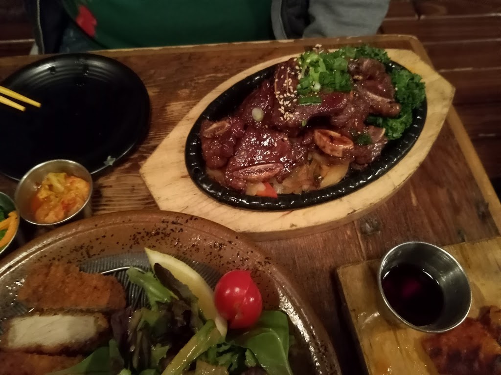 Den Den Café Asiana | restaurant | 161 Benefit St, Providence, RI 02903, USA | 4012705269 OR +1 401-270-5269