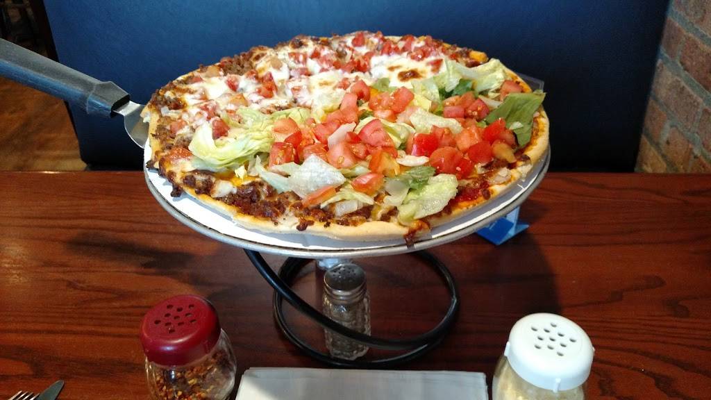 Carriage Court Pizza | restaurant | 211 S East St # A, Crown Point, IN 46307, USA | 2196636551 OR +1 219-663-6551