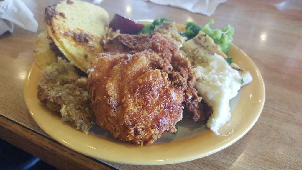 HomeTown Buffet | restaurant | 8432 Firestone Blvd, Downey, CA 90241, USA | 5628615067 OR +1 562-861-5067