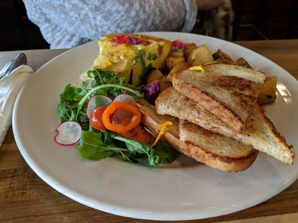 Ivy Moon Restaurant | restaurant | 3112 Market St, Oakland, CA 94608, USA | 5107359115 OR +1 510-735-9115