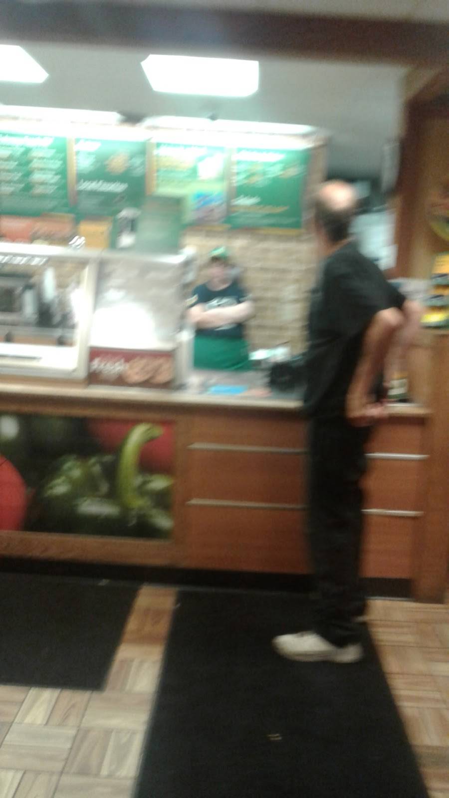 Subway | restaurant | 200 21st St, Windber, PA 15963, USA | 8144676387 OR +1 814-467-6387