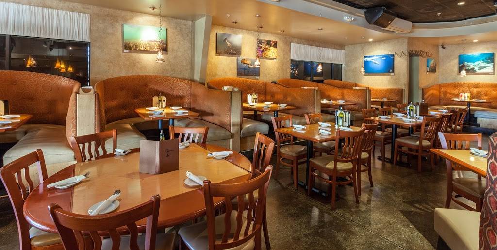 Noodles Italian Cafe & Sushi Bar | restaurant | 1585 Pine Ridge Rd, Naples, FL 34109, USA | 2395920050 OR +1 239-592-0050