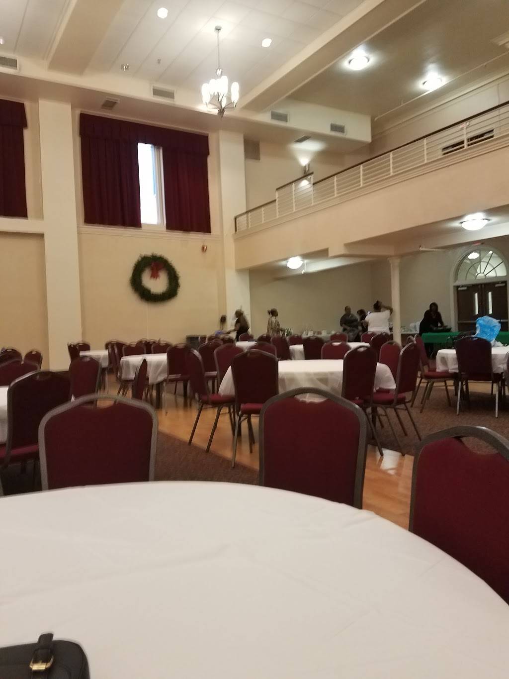 Jean’s Southern Cuisine | restaurant | 807 Wallace Ave, Pittsburgh, PA 15221, USA | 4127232015 OR +1 412-723-2015