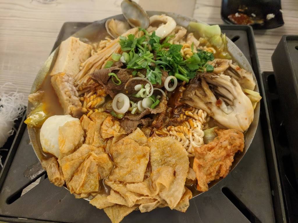 Boiling Point | cafe | 19600 Vallco Pkwy, Cupertino, CA 95014, USA | 4082739088 OR +1 408-273-9088