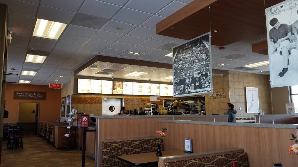 Chick-fil-A | restaurant | 280 N Perryville Rd, Rockford, IL 61107, USA | 8153811010 OR +1 815-381-1010
