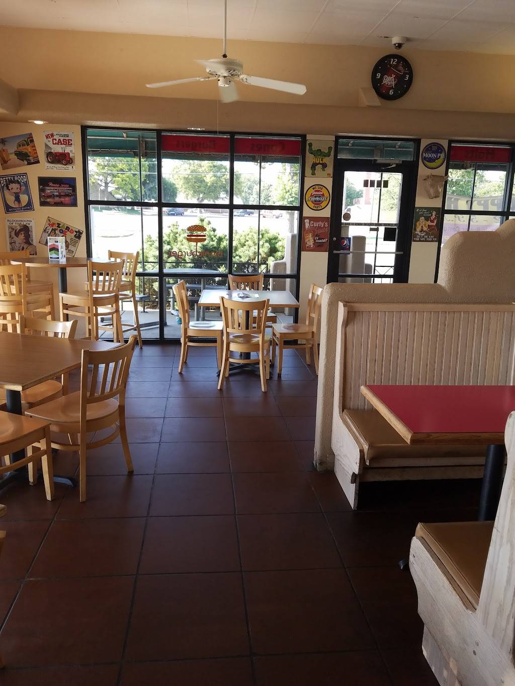 Bionic Burger | restaurant | 3257 E Harry St, Wichita, KS 67218, USA | 3164404966 OR +1 316-440-4966