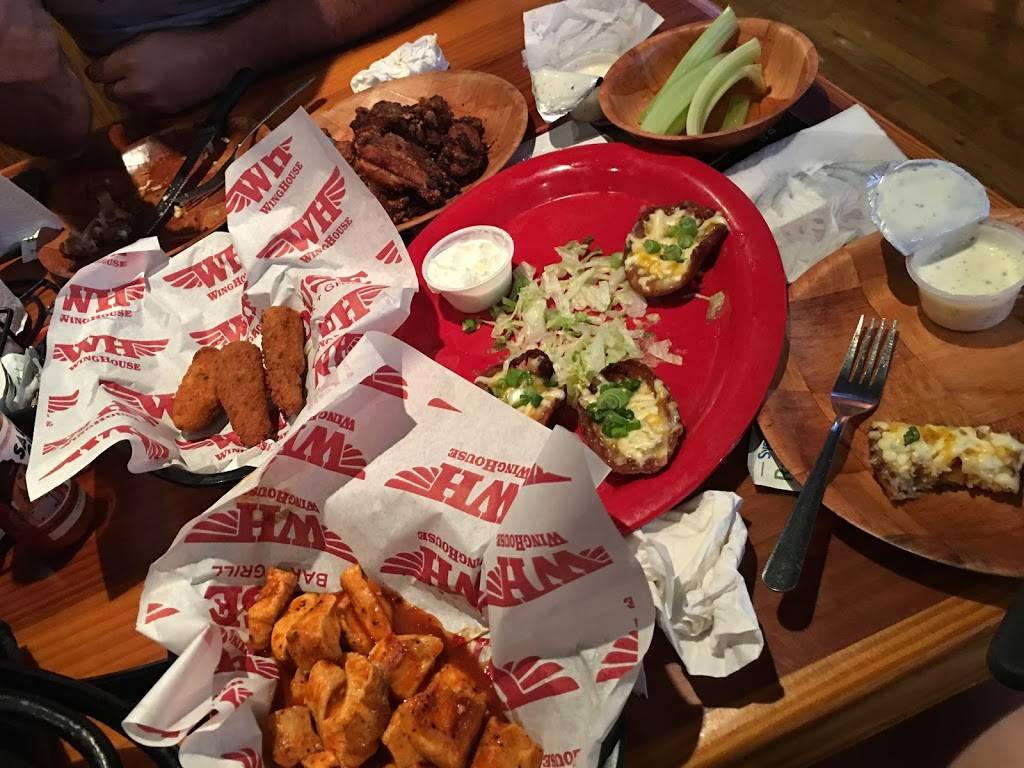 The WingHouse of Bradenton | restaurant | 5105 14th St W, Bradenton, FL 34207, USA | 9419328629 OR +1 941-932-8629
