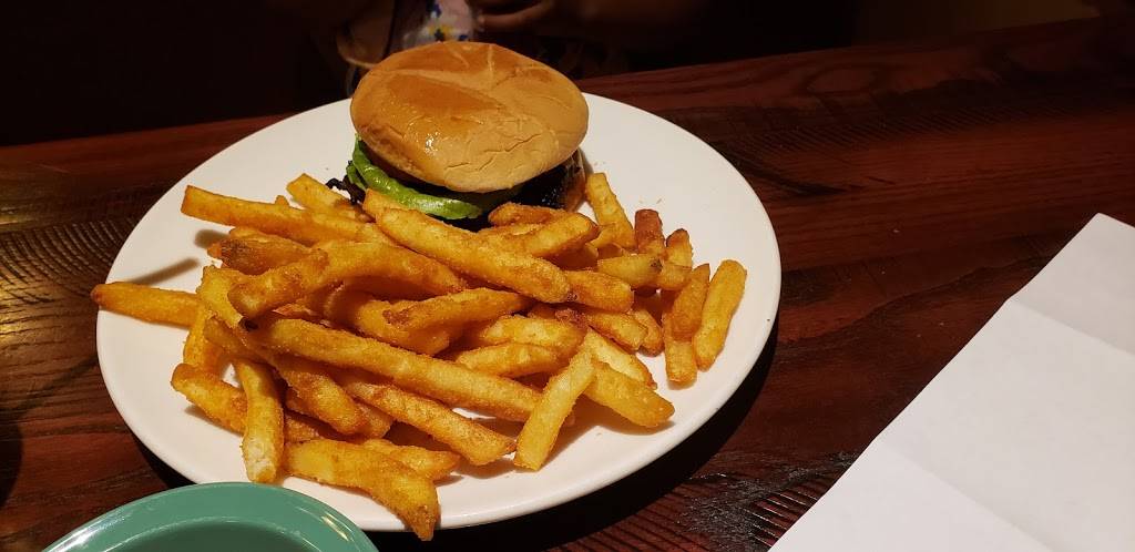 El Mariachi | restaurant | 44 Taunton Green, Taunton, MA 02780, USA | 5088215953 OR +1 508-821-5953