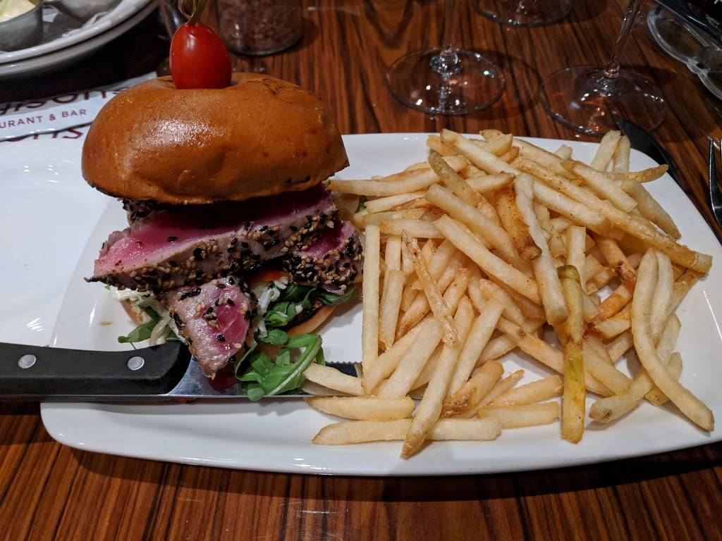 Madisons Restaurant & Bar | restaurant | 1190 Rue Volta, Boucherville, QC J4B 7A2, Canada | 4509060619 OR +1 450-906-0619