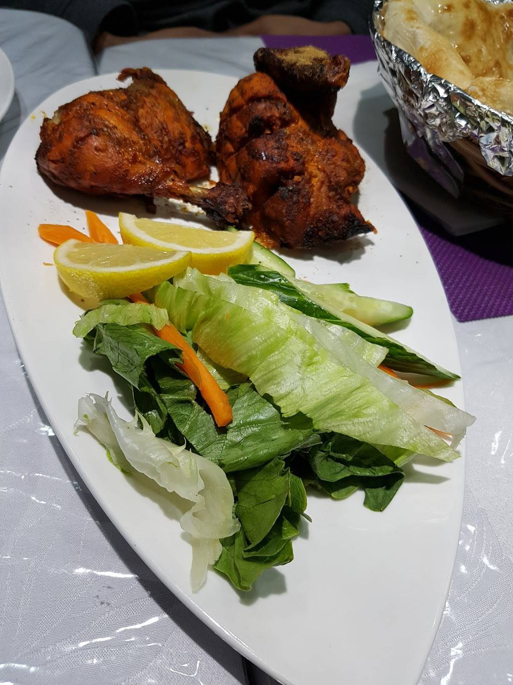 Pariwar Restaurant | restaurant | 1732 Lawrence Ave E, Scarborough, ON M1R 2Y2, Canada | 4167576635 OR +1 416-757-6635