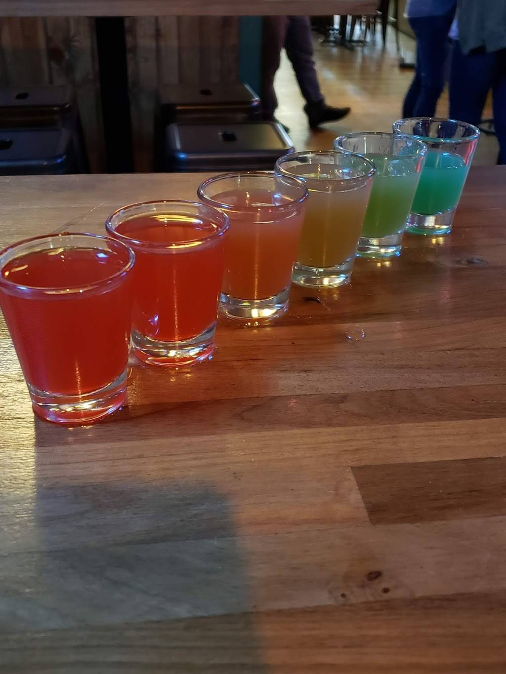 Mckelveys Pub | restaurant | 196 W Jackson St, Millersburg, OH 44654, USA | 3306746950 OR +1 330-674-6950