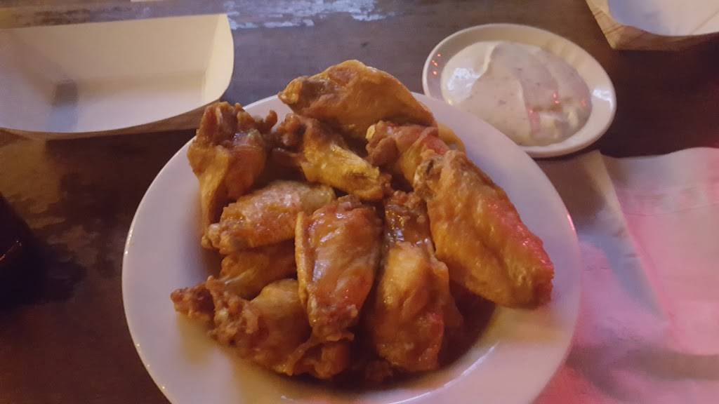 ZZs Big Top | night club | 35015 Detroit Rd, Avon, OH 44011, USA | 4406950536 OR +1 440-695-0536