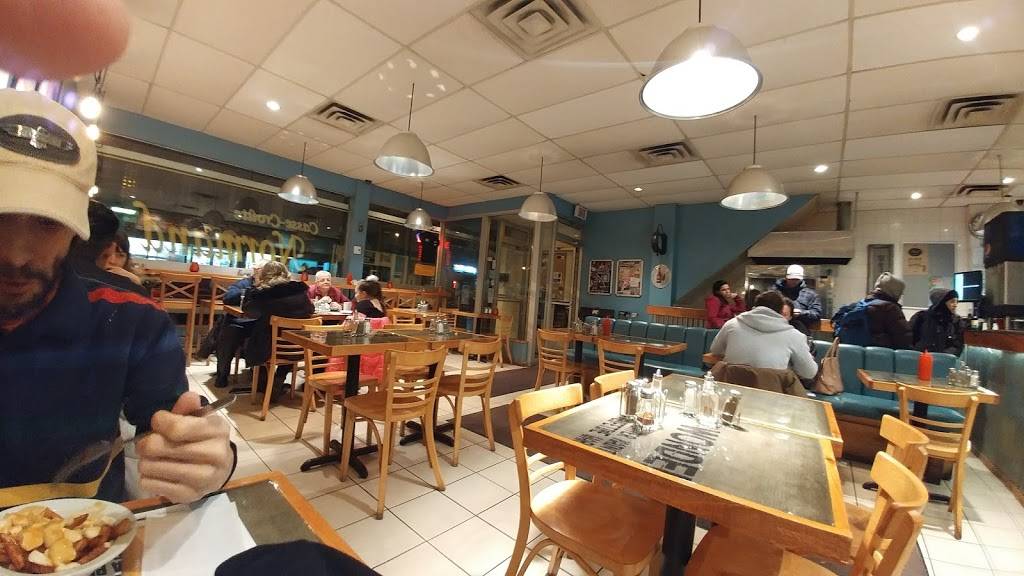 Casse Croute Normand | meal takeaway | 4826 Rue de Verdun, Verdun, QC H4G 1N1, Canada | 5144398285 OR +1 514-439-8285