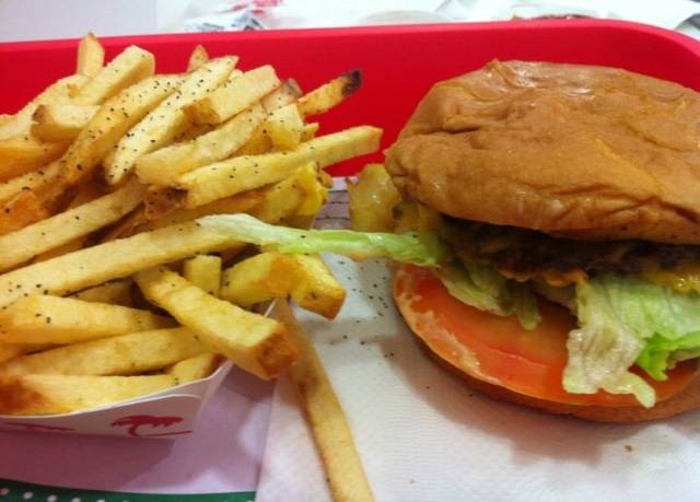 In-N-Out Burger | restaurant | 3411 W Century Blvd, Inglewood, CA 90301, USA | 8007861000 OR +1 800-786-1000