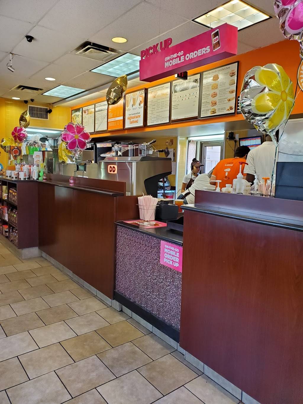 Dunkin | bakery | 7450 W McNab Rd, Tamarac, FL 33321, USA | 9547269911 OR +1 954-726-9911