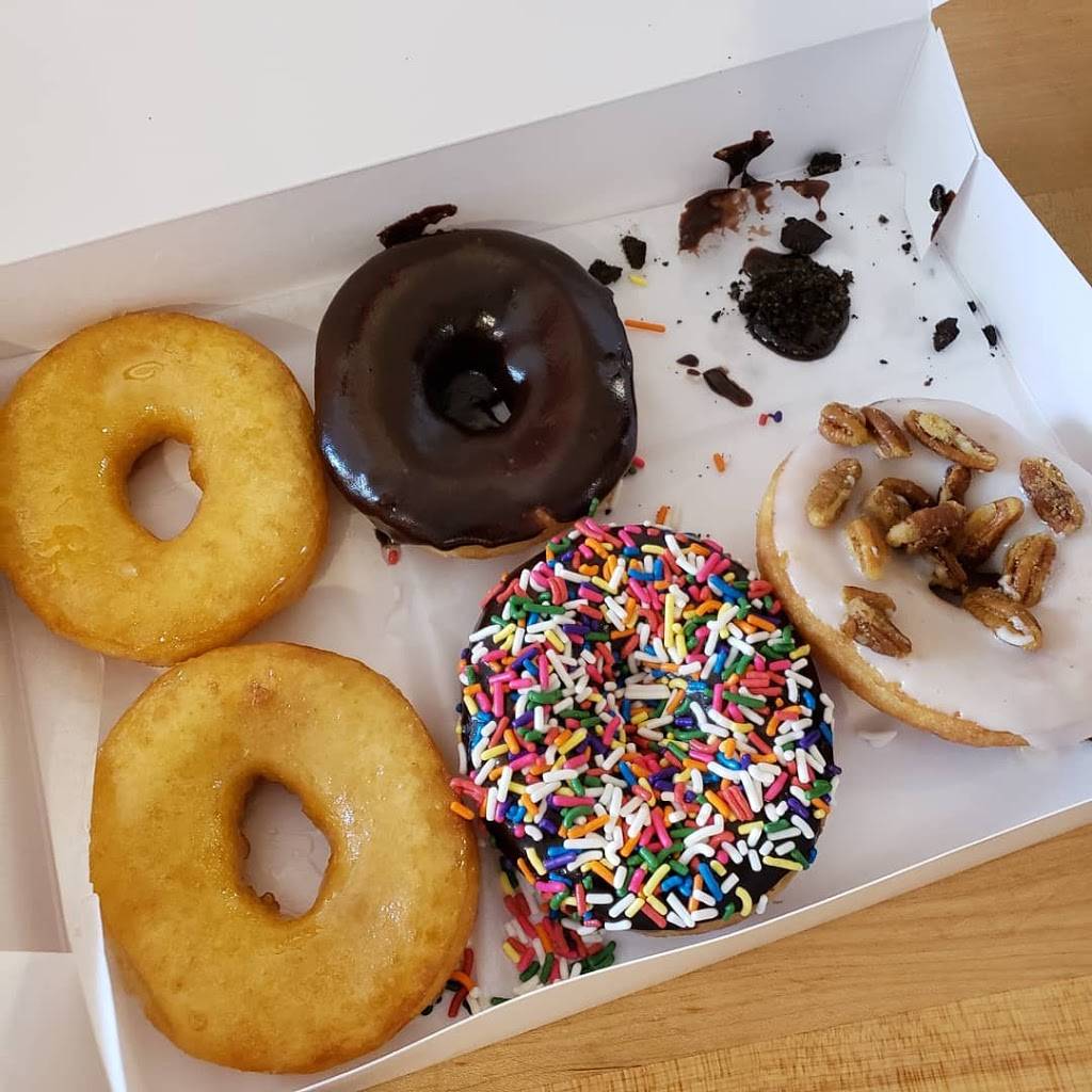 Zombie Coffee and Donuts | bakery | 350 E Broad St, Athens, GA 30601, USA | 7068502526 OR +1 706-850-2526