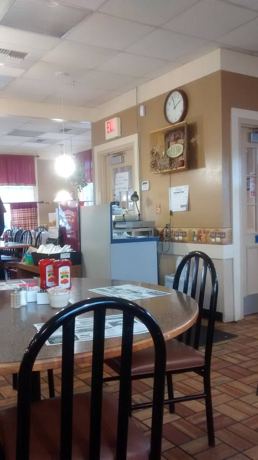 Marias House of Pancakes | bakery | 2924, 614 Fairview Blvd, Kendallville, IN 46755, USA | 2603432600 OR +1 260-343-2600