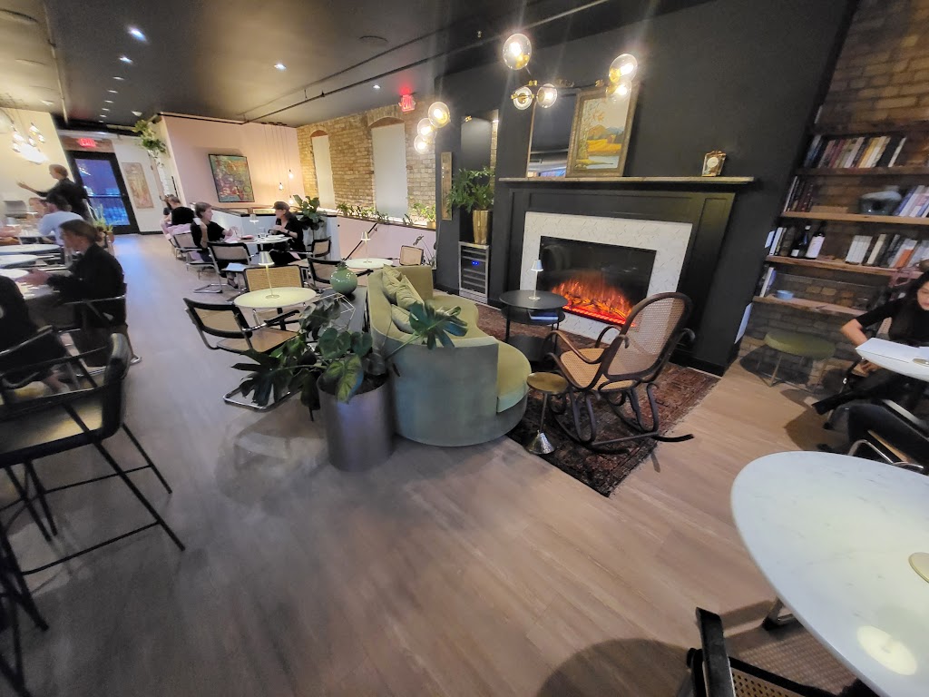 Millys Wine Bar & Bistro | restaurant | 1129 Washington Ave S, Minneapolis, MN 55415, USA | 6122238934 OR +1 612-223-8934