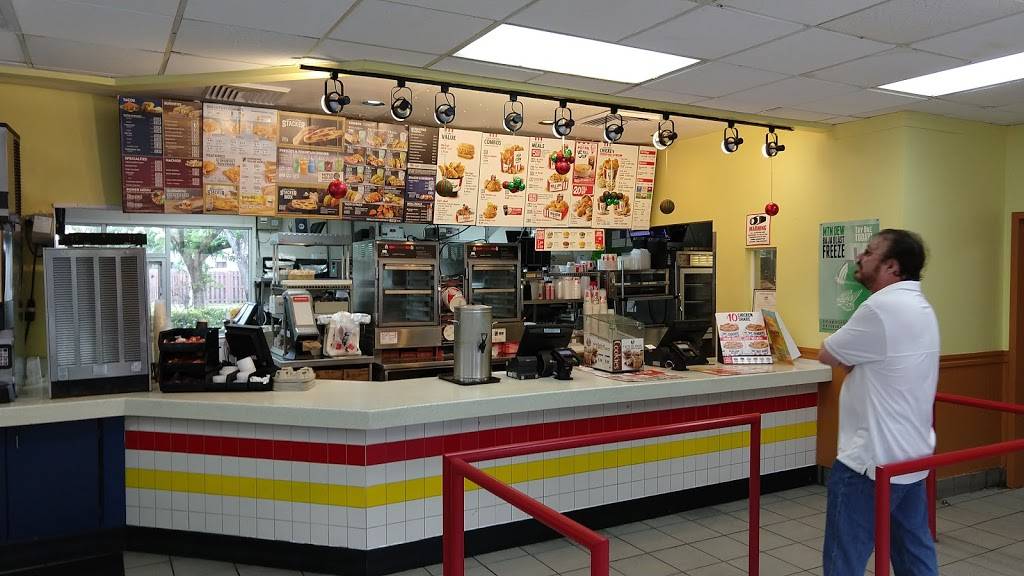 Taco Bell | meal takeaway | 3650 Utopia Dr, Miramar, FL 33023, USA | 9548943510 OR +1 954-894-3510