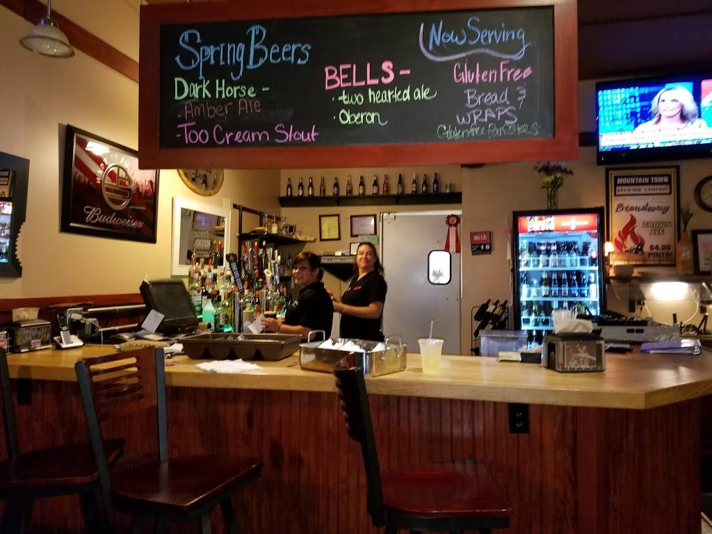 Broadway Grille | restaurant | 107 W Michigan Ave, Marshall, MI 49068, USA | 2697819200 OR +1 269-781-9200