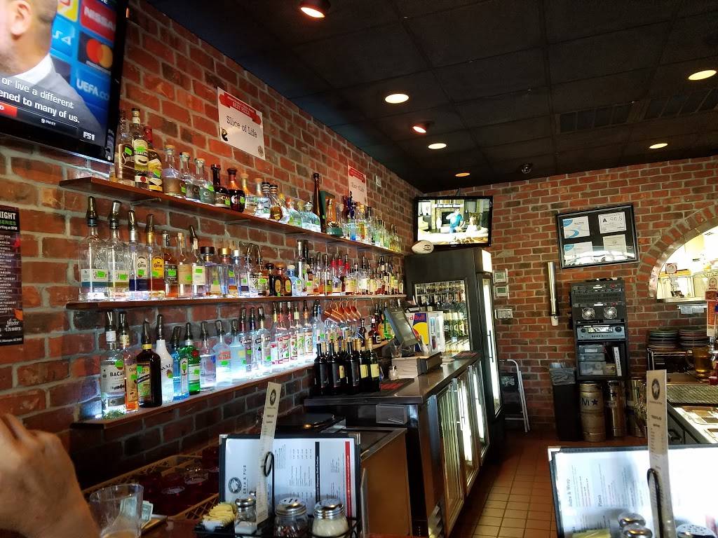 Slice of Life Pizzeria & Pub Pine Valley | restaurant | 3715 Patriot Way #101, Wilmington, NC 28412, USA | 9107991399 OR +1 910-799-1399