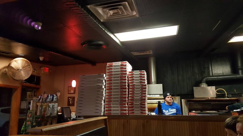 The Pizza Shoppe | restaurant | 134 Shaker Rd, East Longmeadow, MA 01028, USA | 4135252470 OR +1 413-525-2470