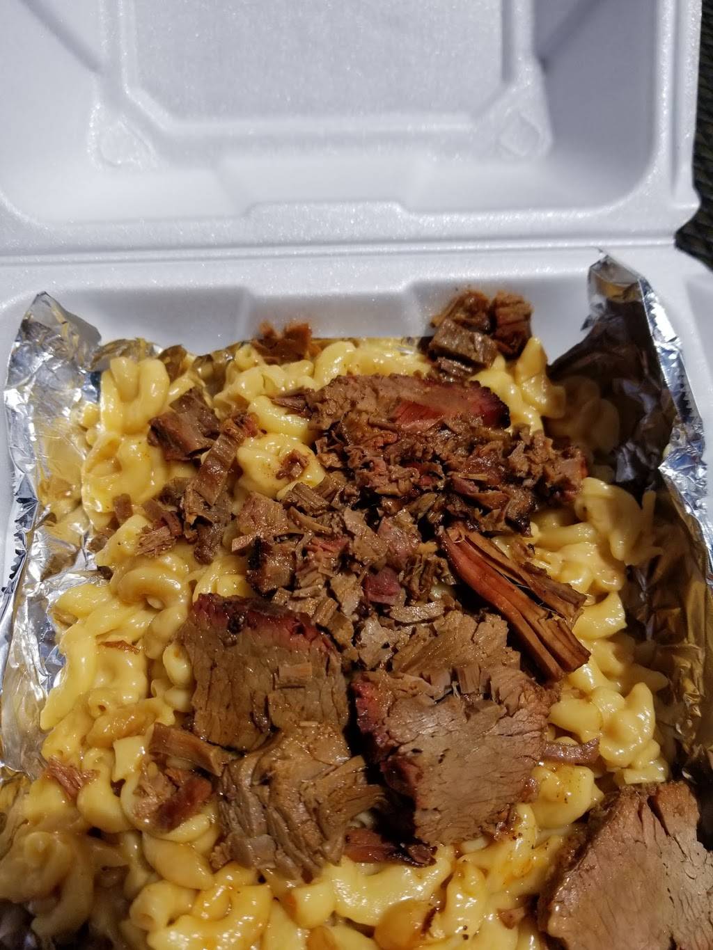 Lakeshore Smokehouse | restaurant | 7099-7139 Lakeshore Rd, Fort Gratiot Twp, MI 48059, USA | 8103855580 OR +1 810-385-5580