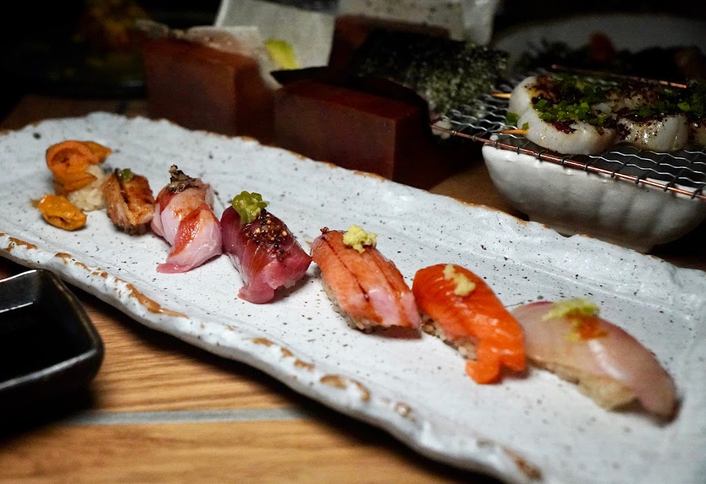 XOXO Sushi Bar | restaurant | 1154 Boylston St, Chestnut Hill, MA 02467, USA | 6175053378 OR +1 617-505-3378