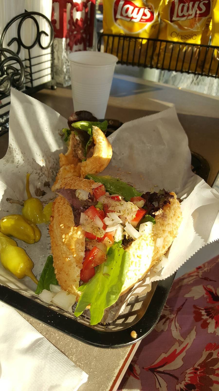 DeFrankos Submarines | restaurant | 7532 Woodley Ave, Van Nuys, CA 91406, USA | 8187809556 OR +1 818-780-9556