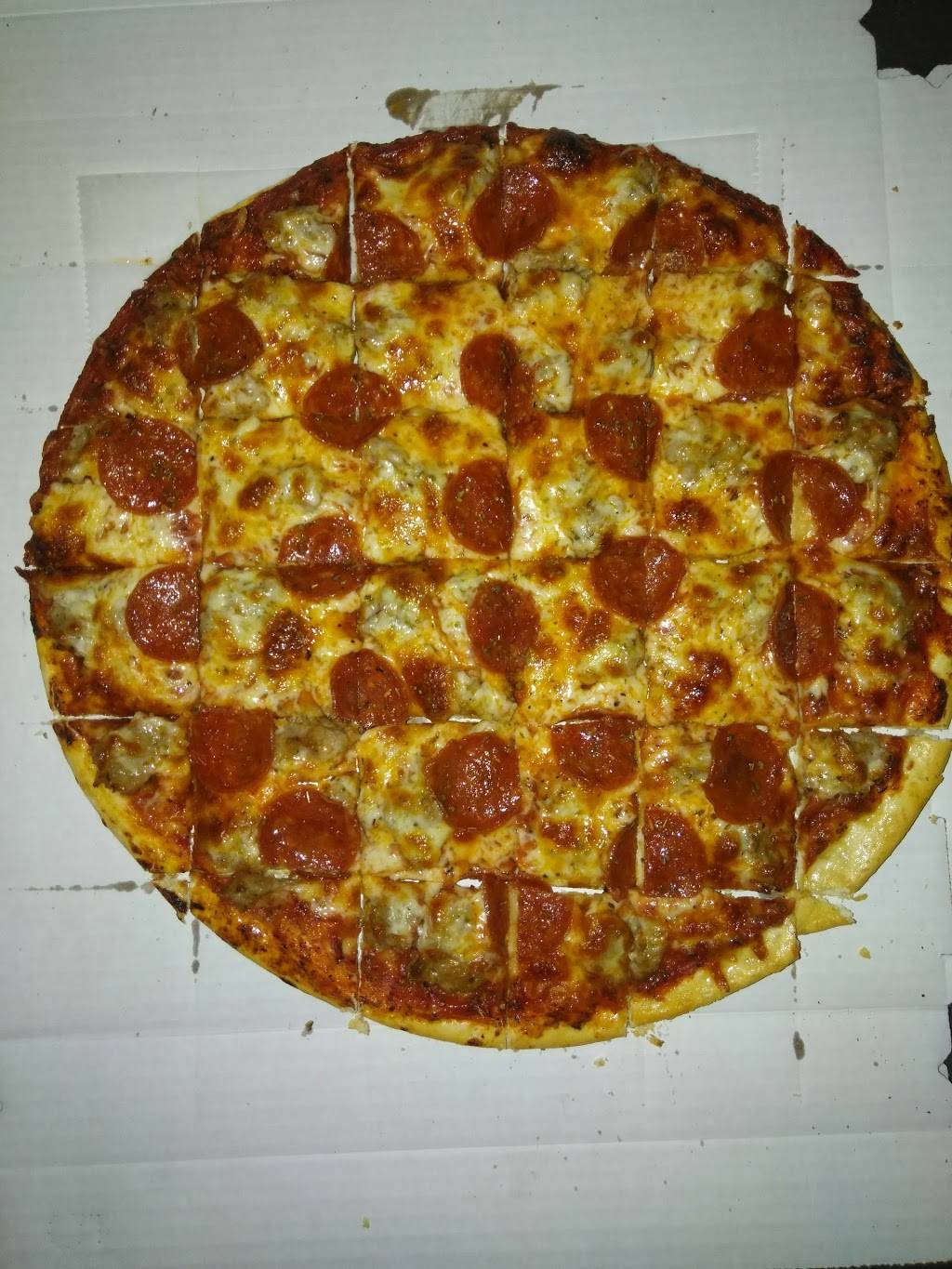 Green Bay Pizza Co Inc | restaurant | 2229 University Ave, Green Bay, WI 54302, USA | 9204659555 OR +1 920-465-9555