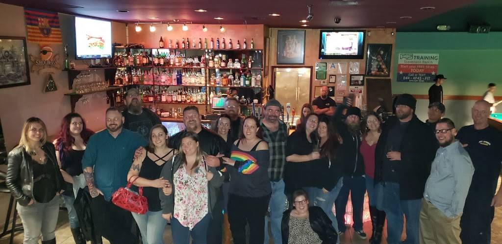 Shooters Bar & Billiards / Mechanical Bull. | night club | 24450 Lyons Ave, Santa Clarita, CA 91321, USA | 6612875888 OR +1 661-287-5888