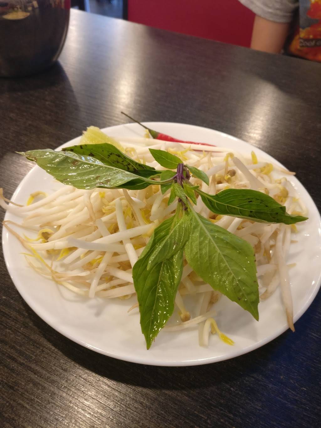 Pho Lee Restaurant | restaurant | 1030 Adelaide St N #8c, London, ON N5Y 2M9, Canada | 5196671828 OR +1 519-667-1828