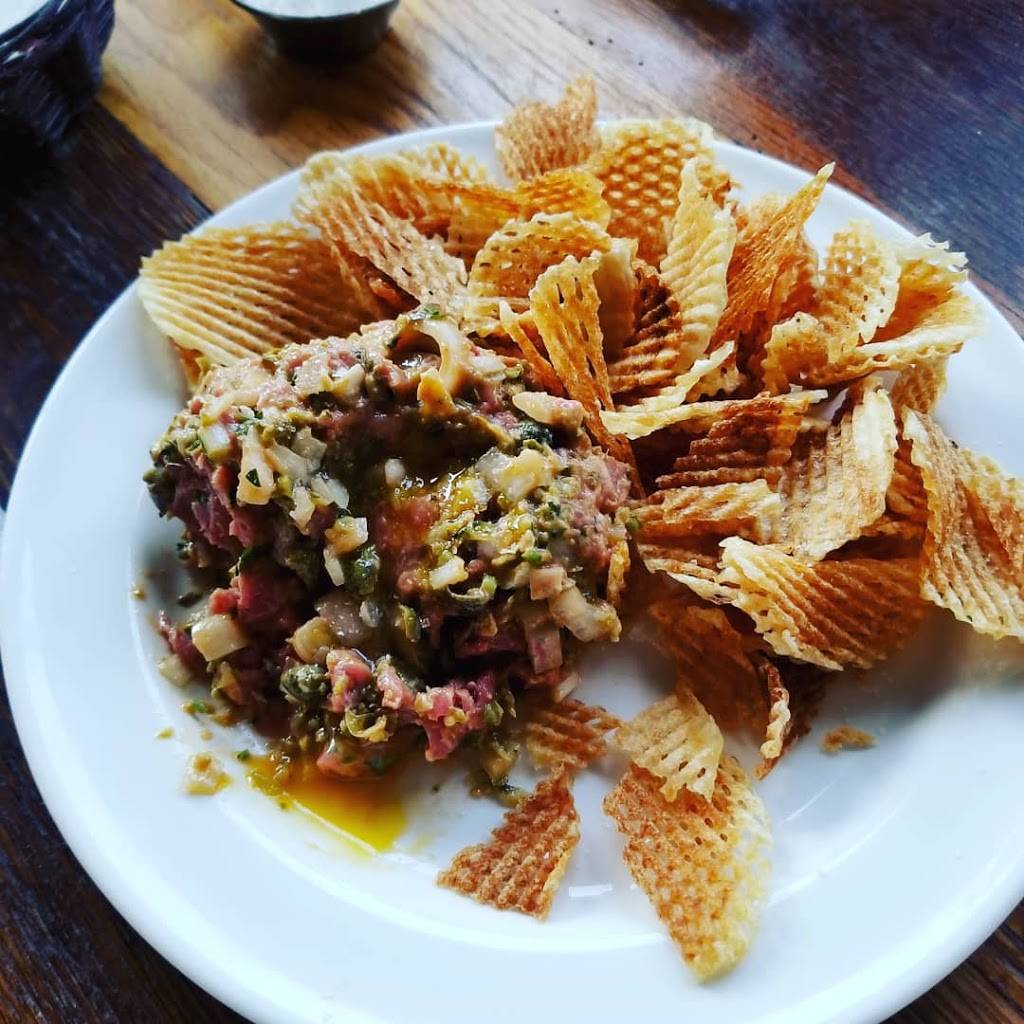 Maxims 22 | restaurant | 322 Northampton St, Easton, PA 18042, USA | 6102522622 OR +1 610-252-2622