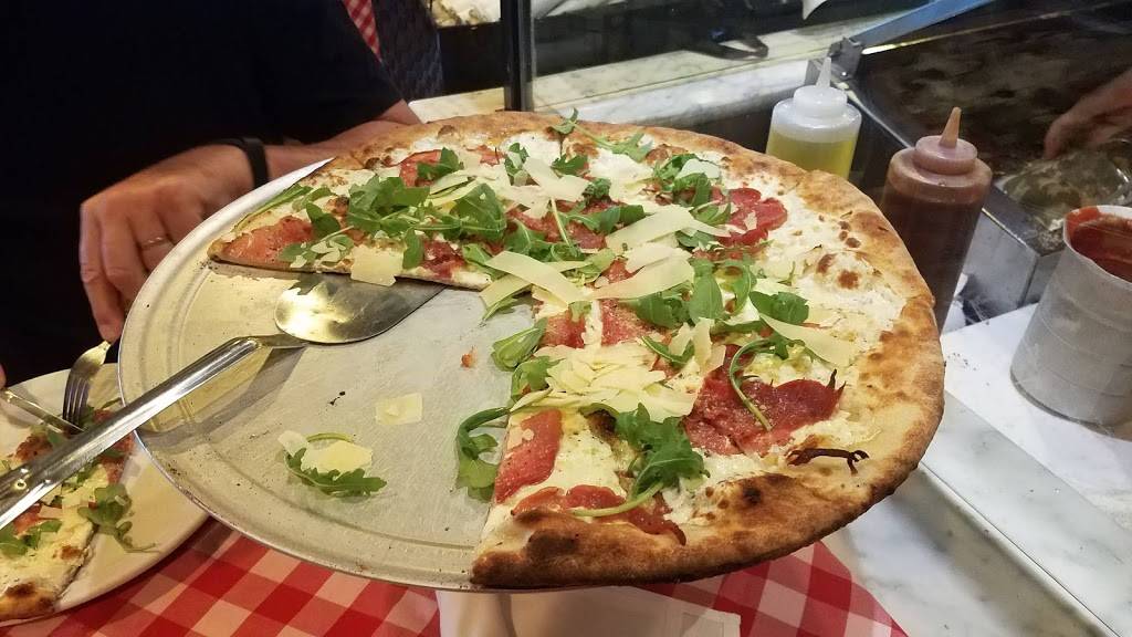 Grimaldis Pizzeria | restaurant | 13499 S Cleveland Ave Suite 201, Fort Myers, FL 33907, USA | 2394329767 OR +1 239-432-9767