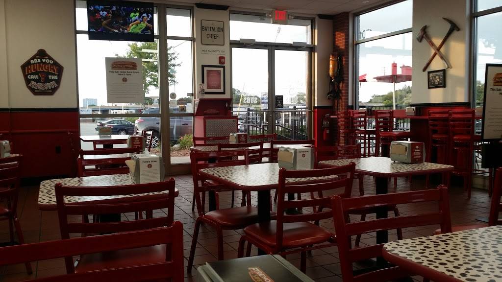 Firehouse Subs | restaurant | 1701 N Mayfair Rd, Wauwatosa, WI 53226, USA | 4142128913 OR +1 414-212-8913