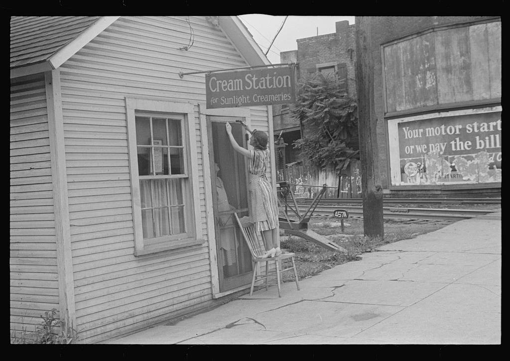 Caseys Carry Out & Drive Thru | meal takeaway | 123 S Main St, London, OH 43140, USA | 7408524835 OR +1 740-852-4835